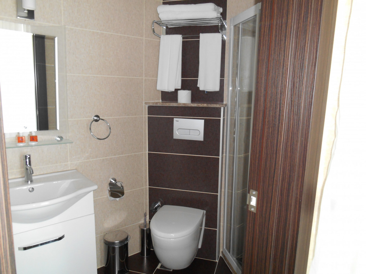 PARADOR BEACH HOTEL 4*