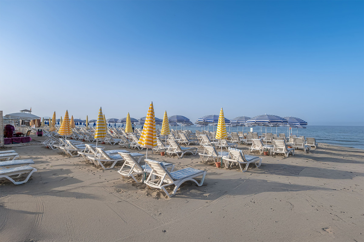 ANANAS HOTEL 4*