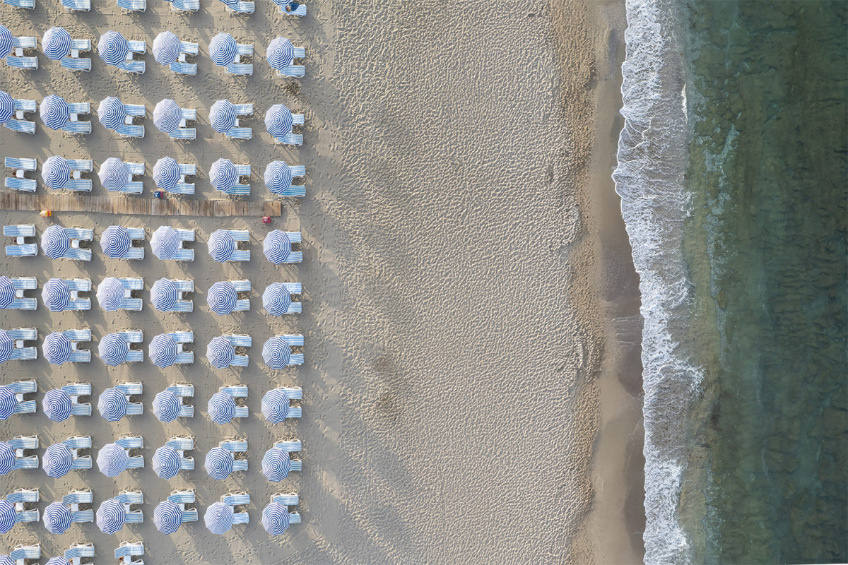 ANANAS HOTEL 4*