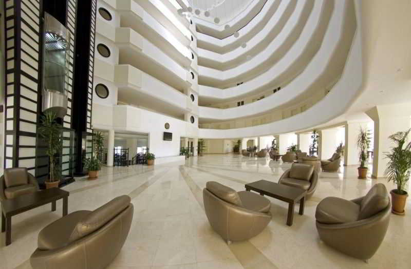 ARABELLA WORLD HOTEL 4*