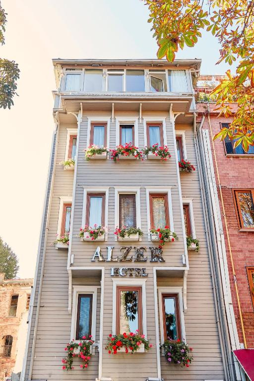 1207 HOTEL (EX. ALZER) 4*