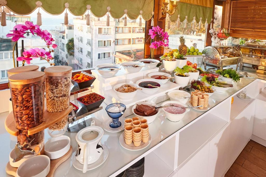 1207 HOTEL (EX. ALZER) 4*