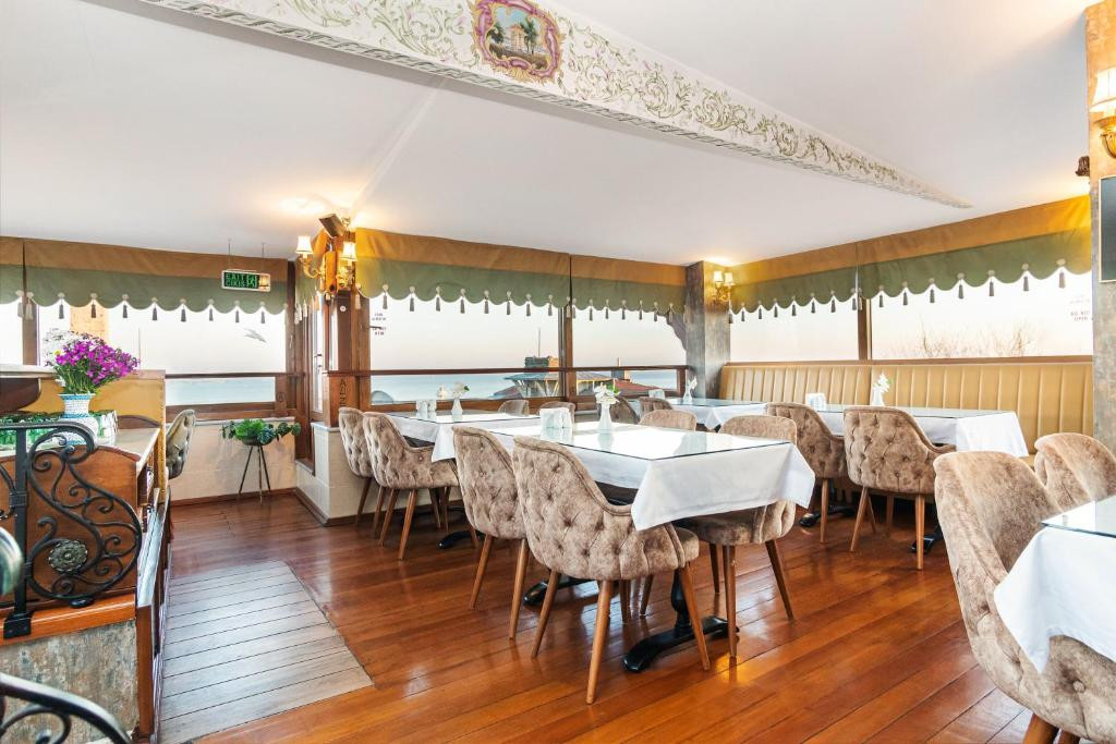 1207 HOTEL (EX. ALZER) 4*