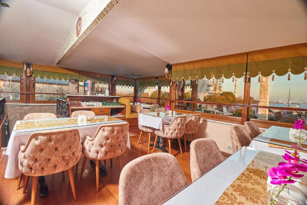 1207 HOTEL (EX. ALZER) 4*