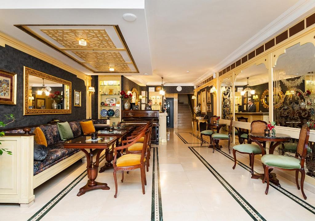 1207 HOTEL (EX. ALZER) 4*