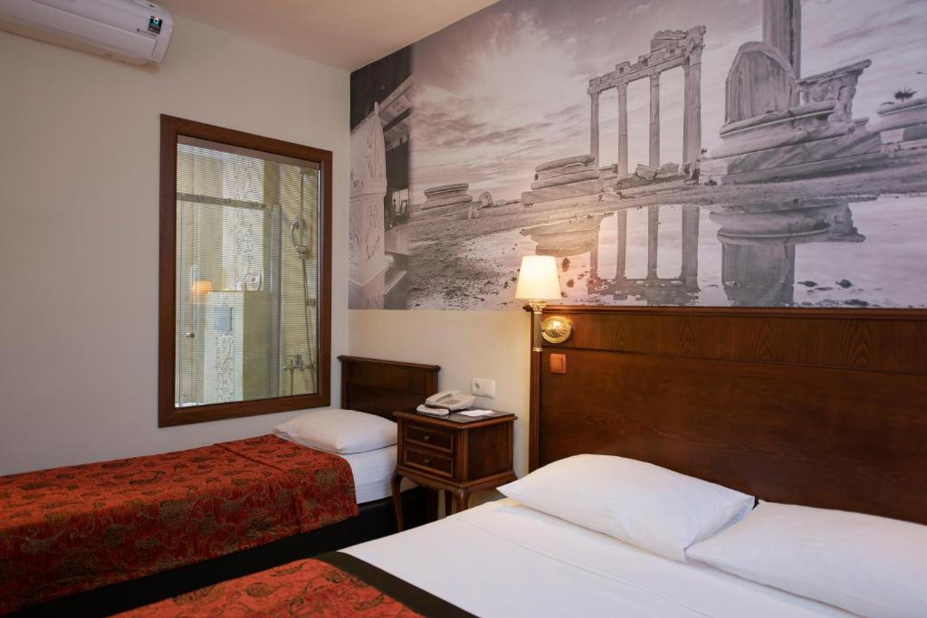 ANTIQUE ROMAN PALACE MUSEUM HOTEL ADULTS ONLY 16+ 5*