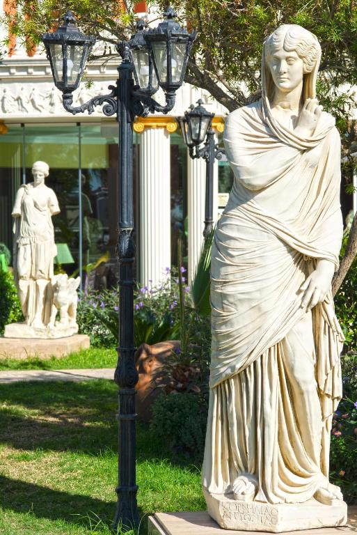 ANTIQUE ROMAN PALACE MUSEUM HOTEL ADULTS ONLY 16+ 5*