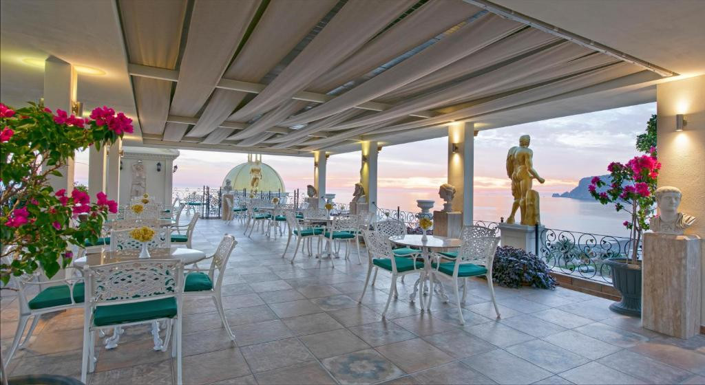 ANTIQUE ROMAN PALACE MUSEUM HOTEL ADULTS ONLY 16+ 5*