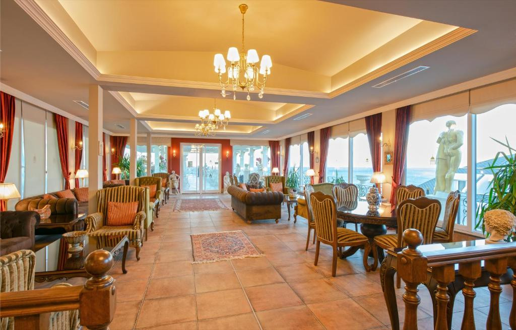 ANTIQUE ROMAN PALACE MUSEUM HOTEL ADULTS ONLY 16+ 5*
