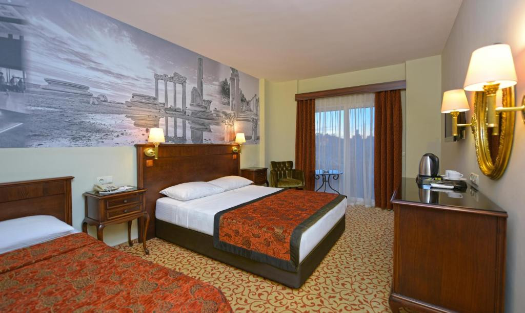 ANTIQUE ROMAN PALACE MUSEUM HOTEL ADULTS ONLY 16+ 5*