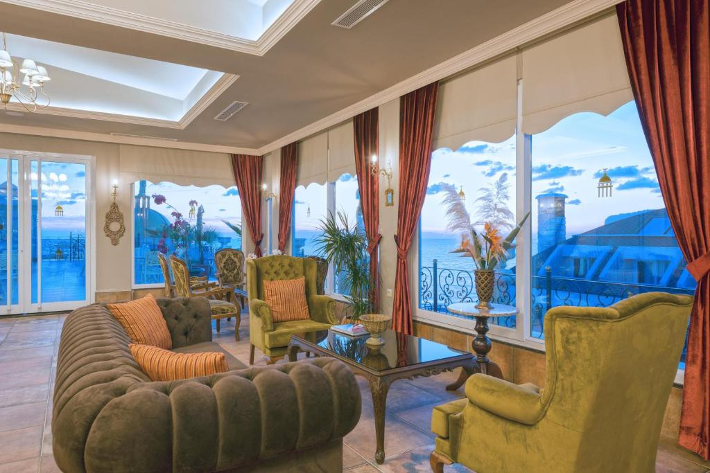 ANTIQUE ROMAN PALACE MUSEUM HOTEL ADULTS ONLY 16+ 5*