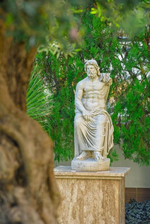 ANTIQUE ROMAN PALACE MUSEUM HOTEL ADULTS ONLY 16+ 5*
