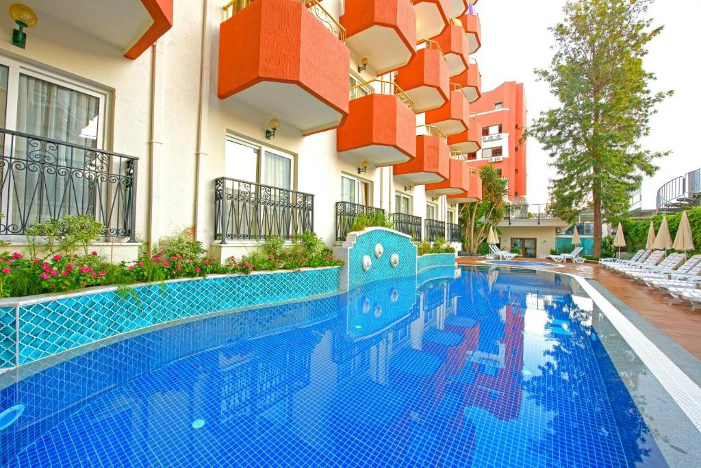 ANTIQUE ROMAN PALACE MUSEUM HOTEL ADULTS ONLY 16+ 5*