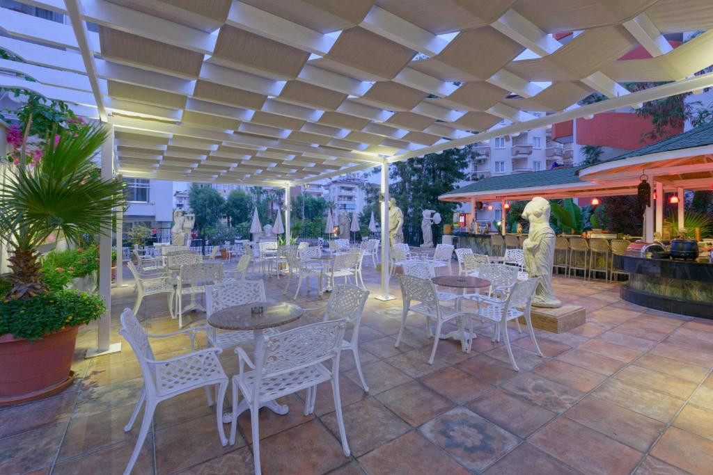 ANTIQUE ROMAN PALACE MUSEUM HOTEL ADULTS ONLY 16+ 5*