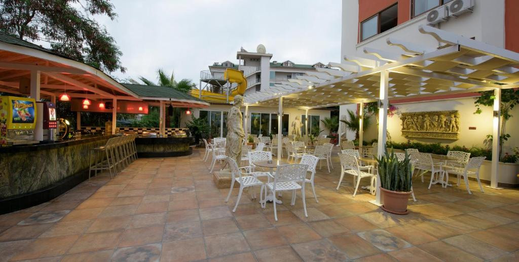ANTIQUE ROMAN PALACE MUSEUM HOTEL ADULTS ONLY 16+ 5*
