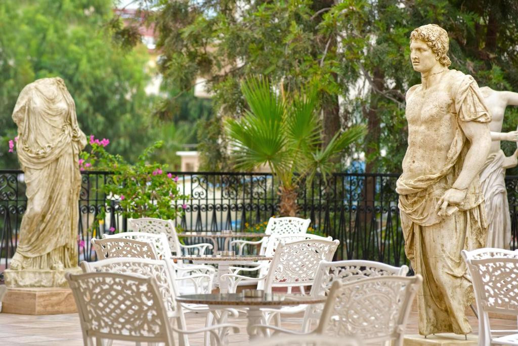 ANTIQUE ROMAN PALACE MUSEUM HOTEL ADULTS ONLY 16+ 5*