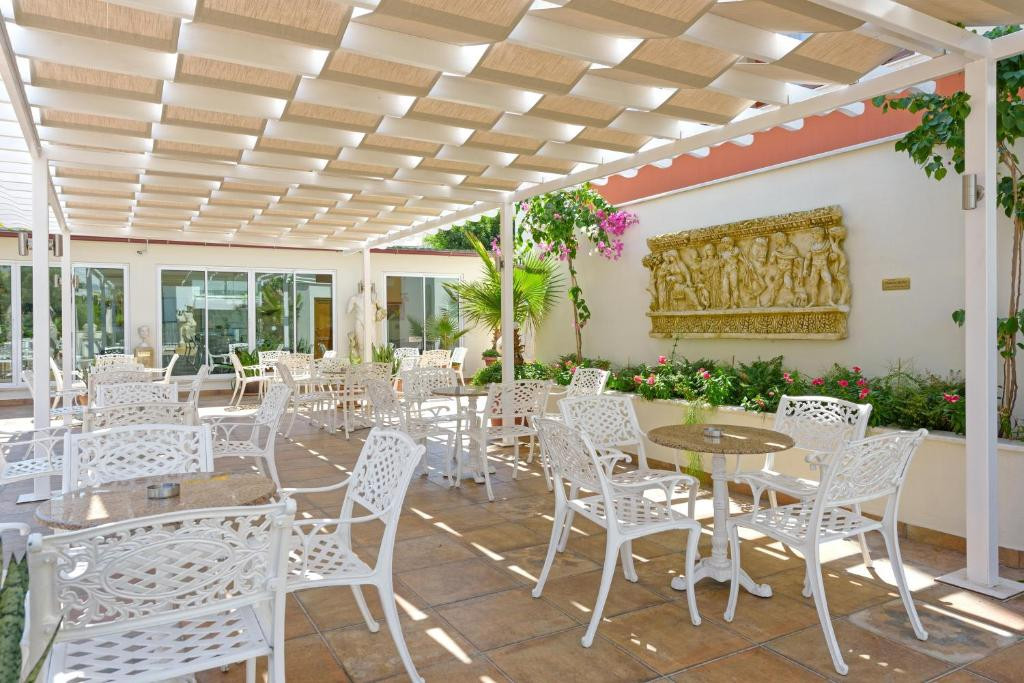 ANTIQUE ROMAN PALACE MUSEUM HOTEL ADULTS ONLY 16+ 5*