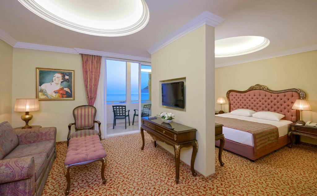 ANTIQUE ROMAN PALACE MUSEUM HOTEL ADULTS ONLY 16+ 5*