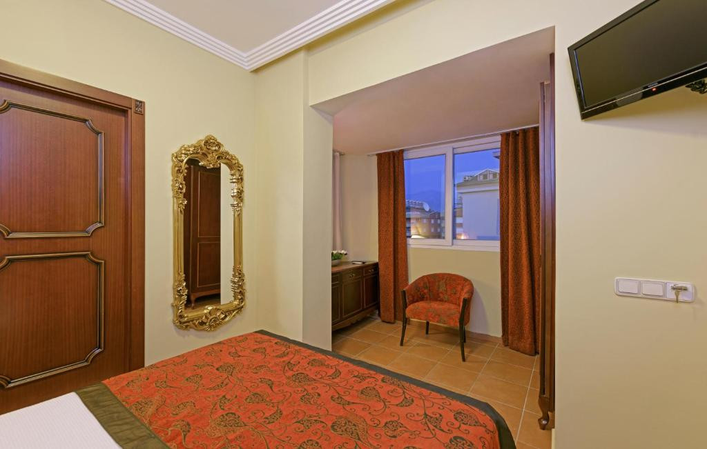 ANTIQUE ROMAN PALACE MUSEUM HOTEL ADULTS ONLY 16+ 5*