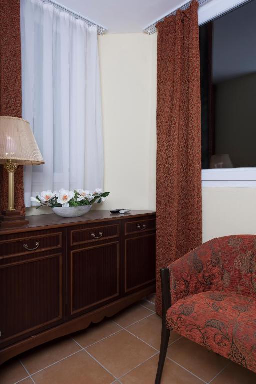 ANTIQUE ROMAN PALACE MUSEUM HOTEL ADULTS ONLY 16+ 5*