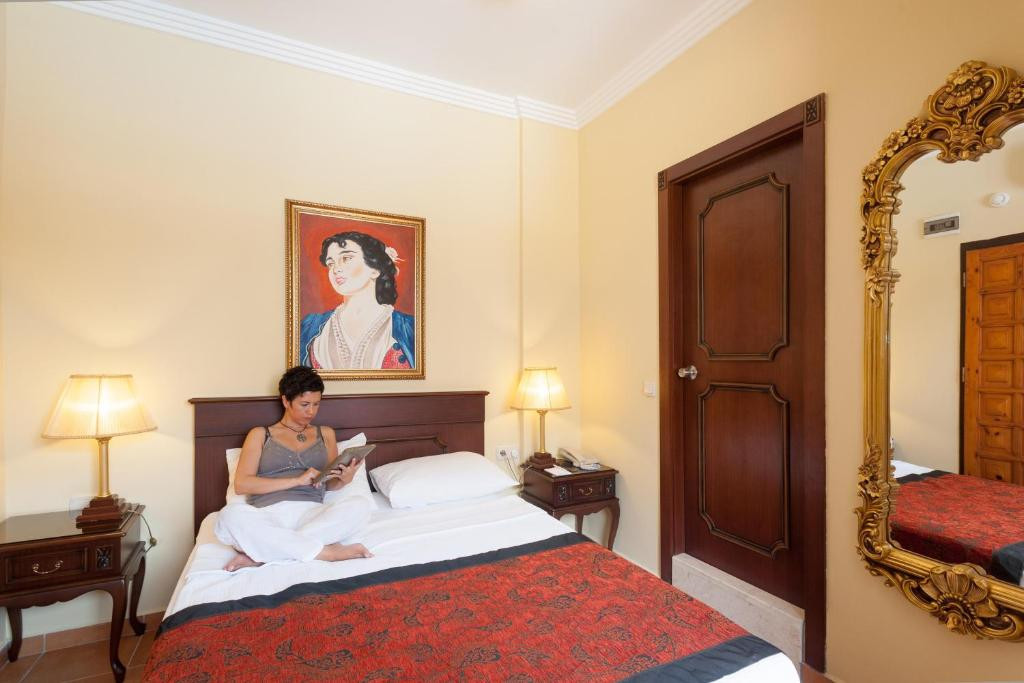 ANTIQUE ROMAN PALACE MUSEUM HOTEL ADULTS ONLY 16+ 5*