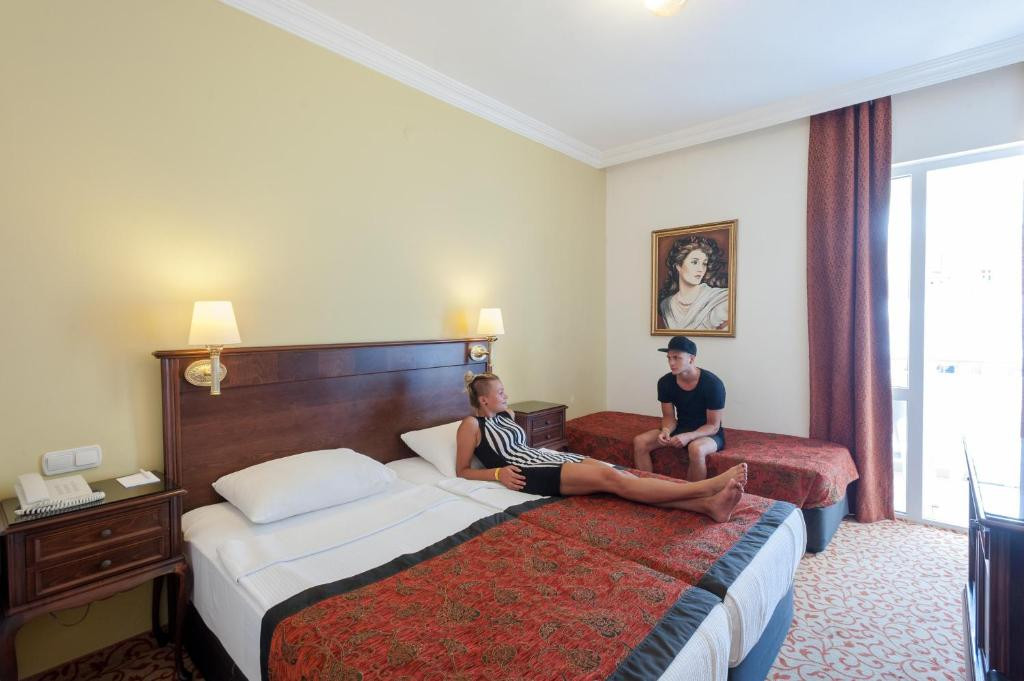 ANTIQUE ROMAN PALACE MUSEUM HOTEL ADULTS ONLY 16+ 5*