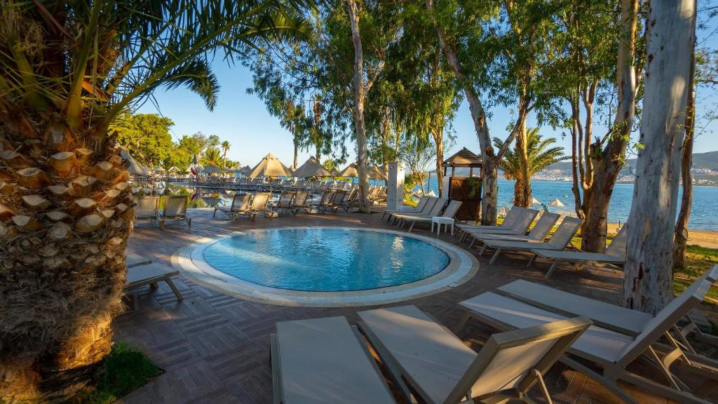 LONG BEACH CLUB NATURE (EX. ASTERIA EROS DIDIM, THE ROXY LUXURY NATURE) 5*