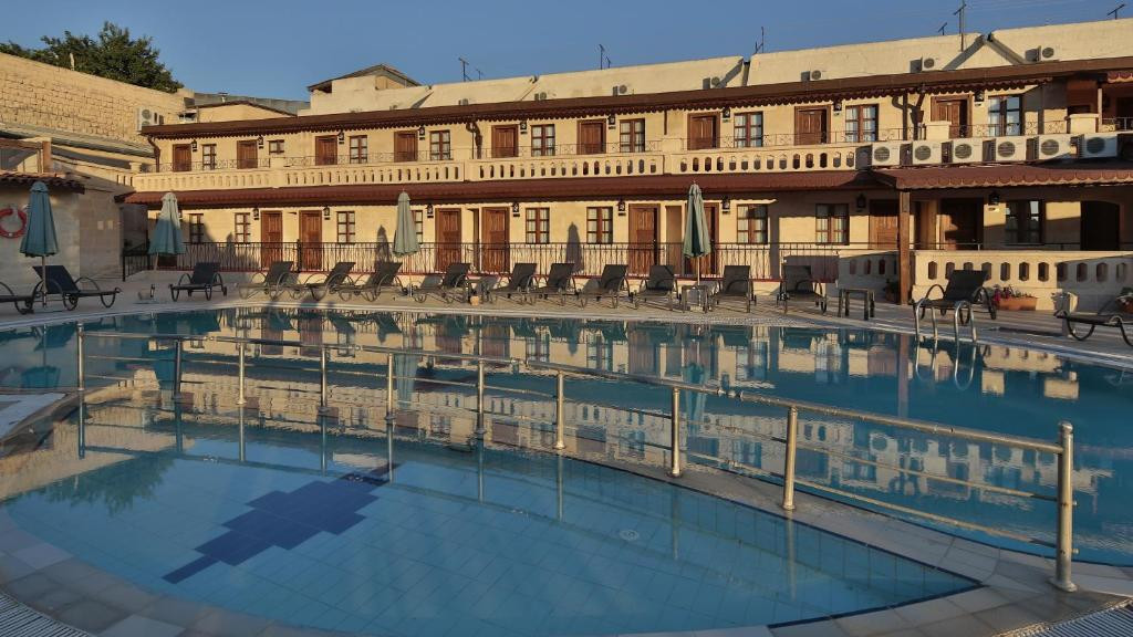 BURCU KAYA 4*