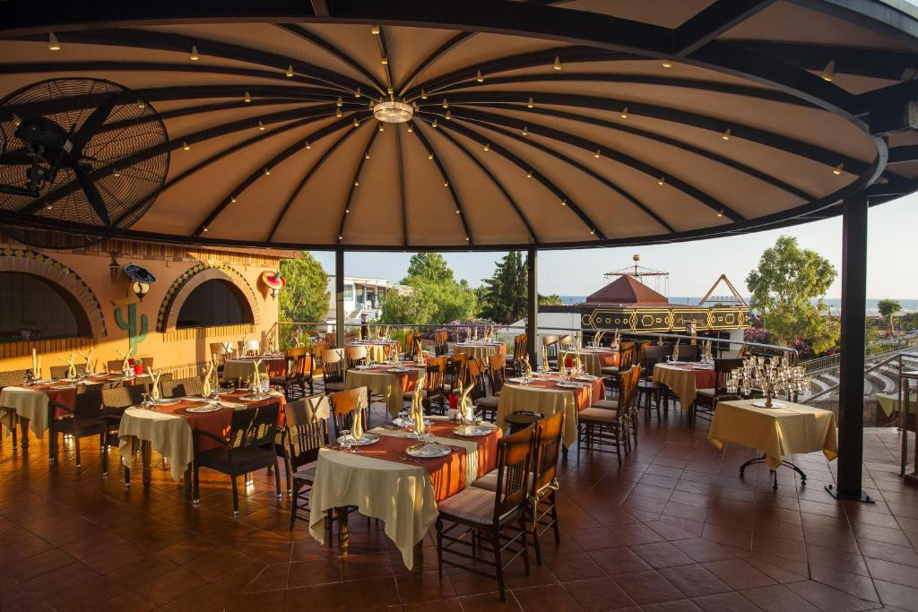 CLUB HOTEL TURAN PRINCE WORLD 5*