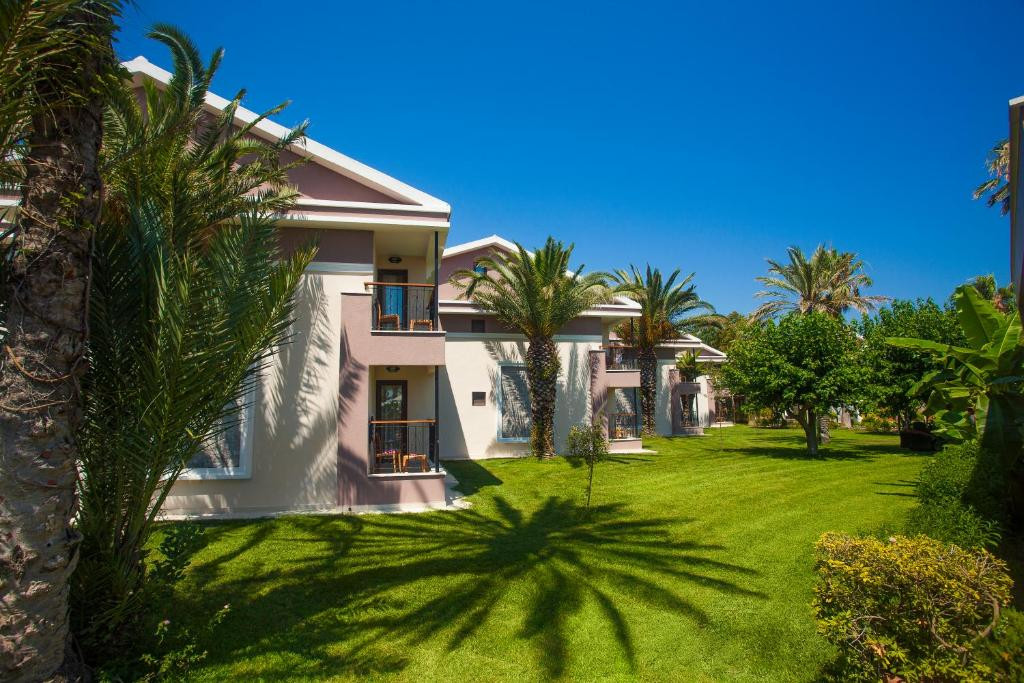 CLUB HOTEL TURAN PRINCE WORLD 5*
