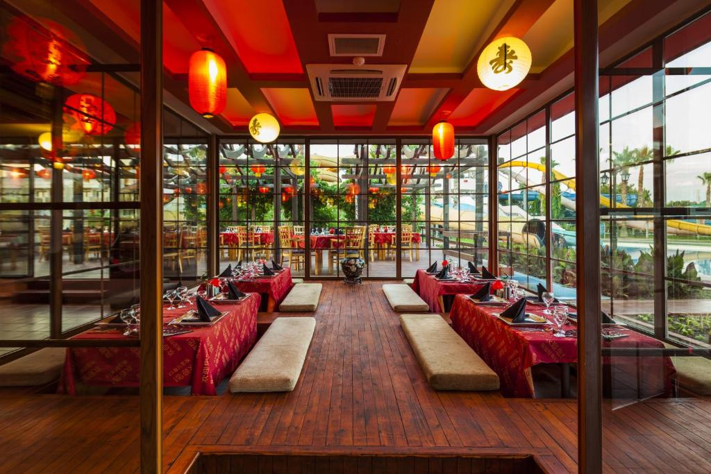 CLUB HOTEL TURAN PRINCE WORLD 5*