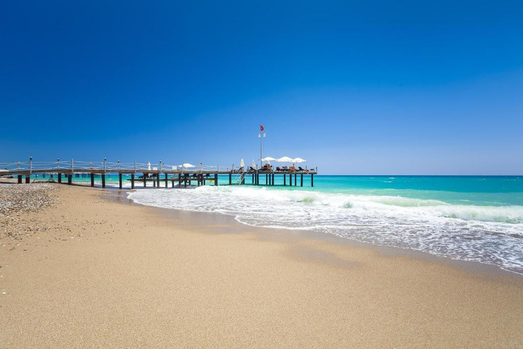 CLUB HOTEL TURAN PRINCE WORLD 5*