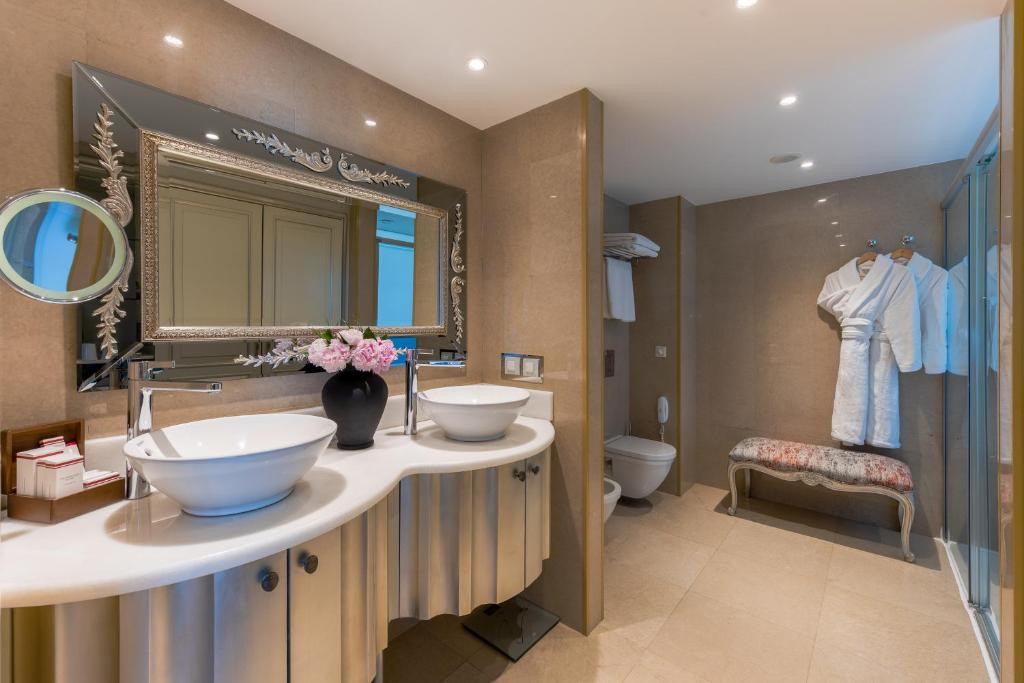 CVK HOTELS TAKSIM 4*