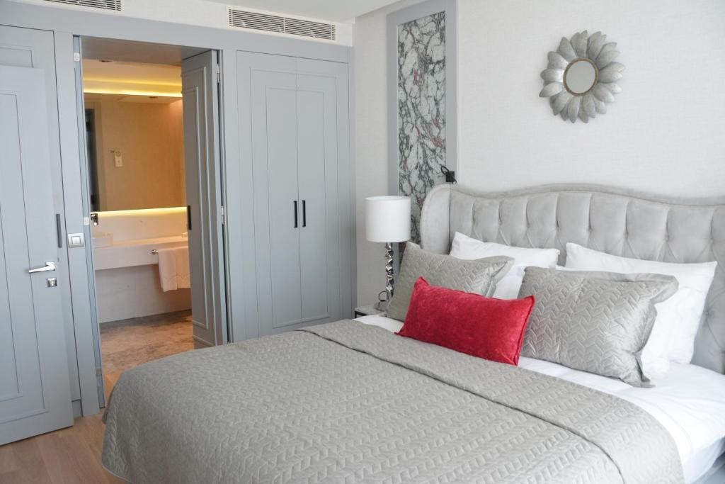 CVK HOTELS TAKSIM 4*