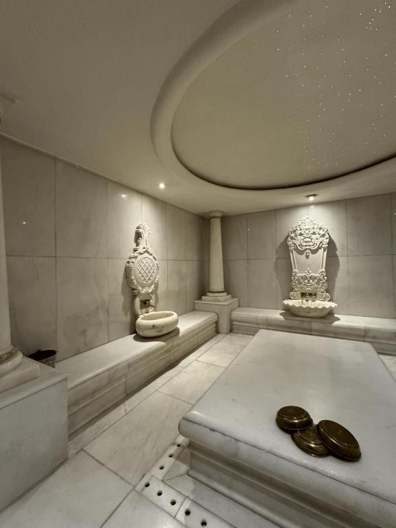 CVK HOTELS TAKSIM 4*