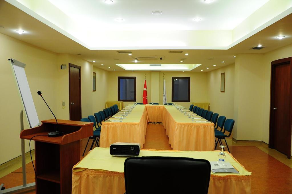 FERONYA HOTEL 4*