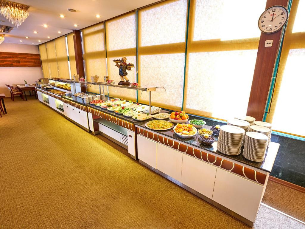FERONYA HOTEL 4*