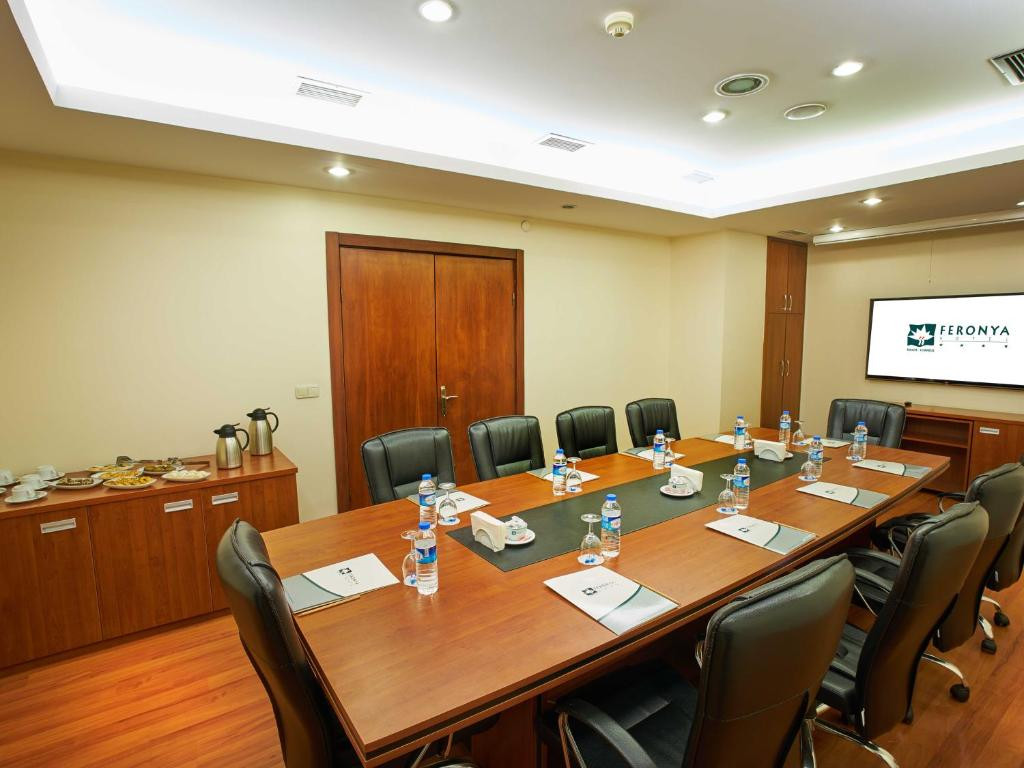 FERONYA HOTEL 4*