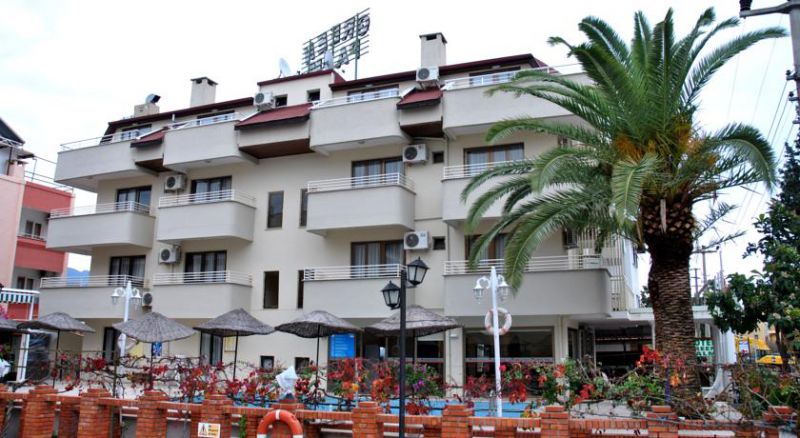 GREEN PALM HOTEL 2*