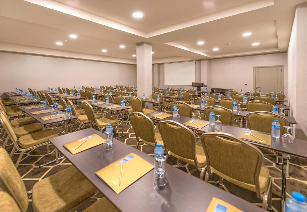 NASHIRA CITY RESORT HOTEL (EX. GRIDA CITY) 4*