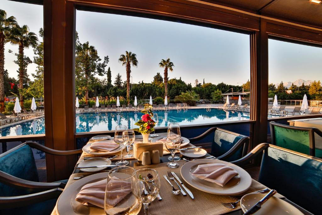 NASHIRA CITY RESORT HOTEL (EX. GRIDA CITY) 4*