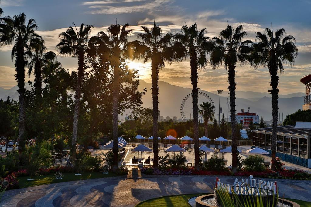 NASHIRA CITY RESORT HOTEL (EX. GRIDA CITY) 4*