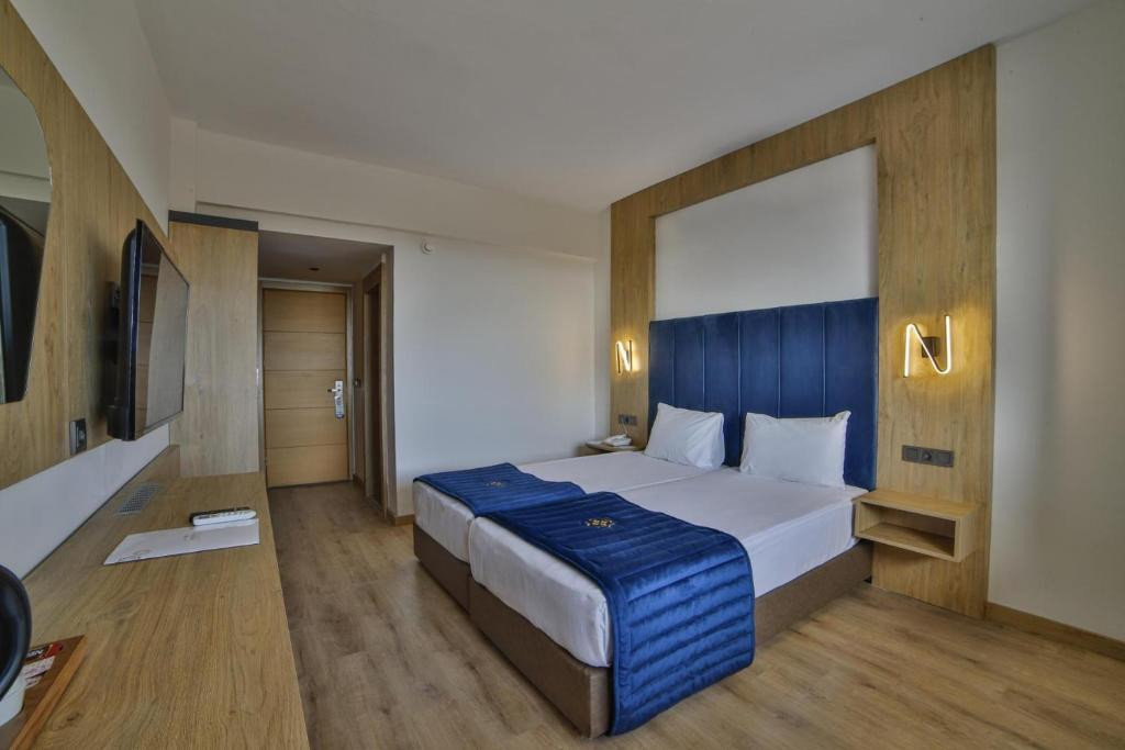 NASHIRA CITY RESORT HOTEL (EX. GRIDA CITY) 4*