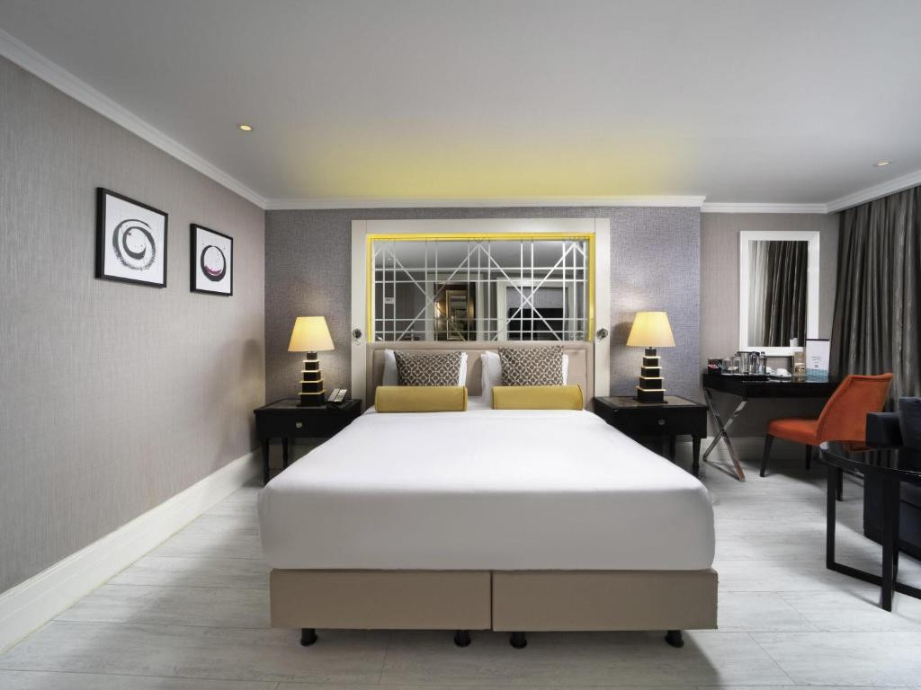 MERCURE ISTANBUL BOMONTI (EX. IMPERIAL BUSINESS HOTEL BOMONTI) 5*