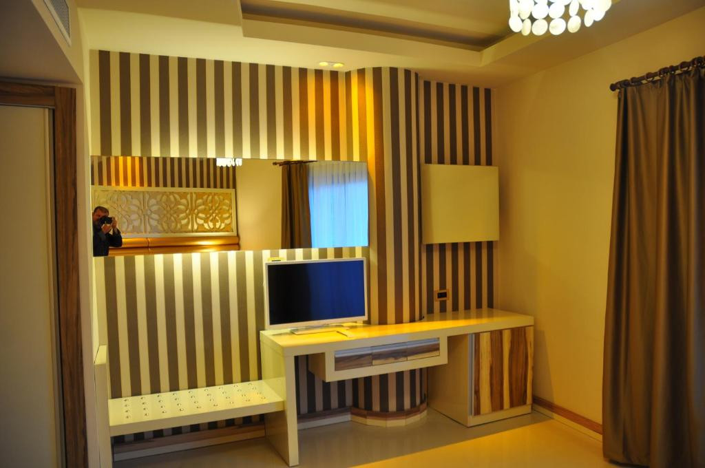 ELAMIR RESORT HOTEL (EX. KEMER BOTANIK RESORT) 4*