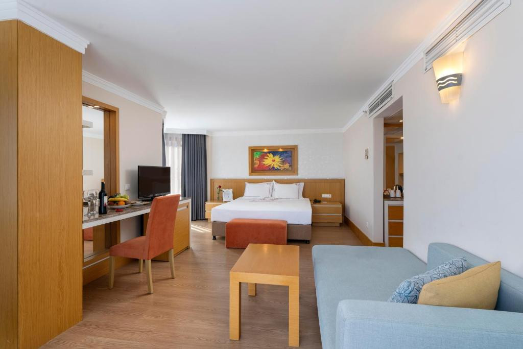 LIMAK LIMRA HOTEL & RESORT 5*