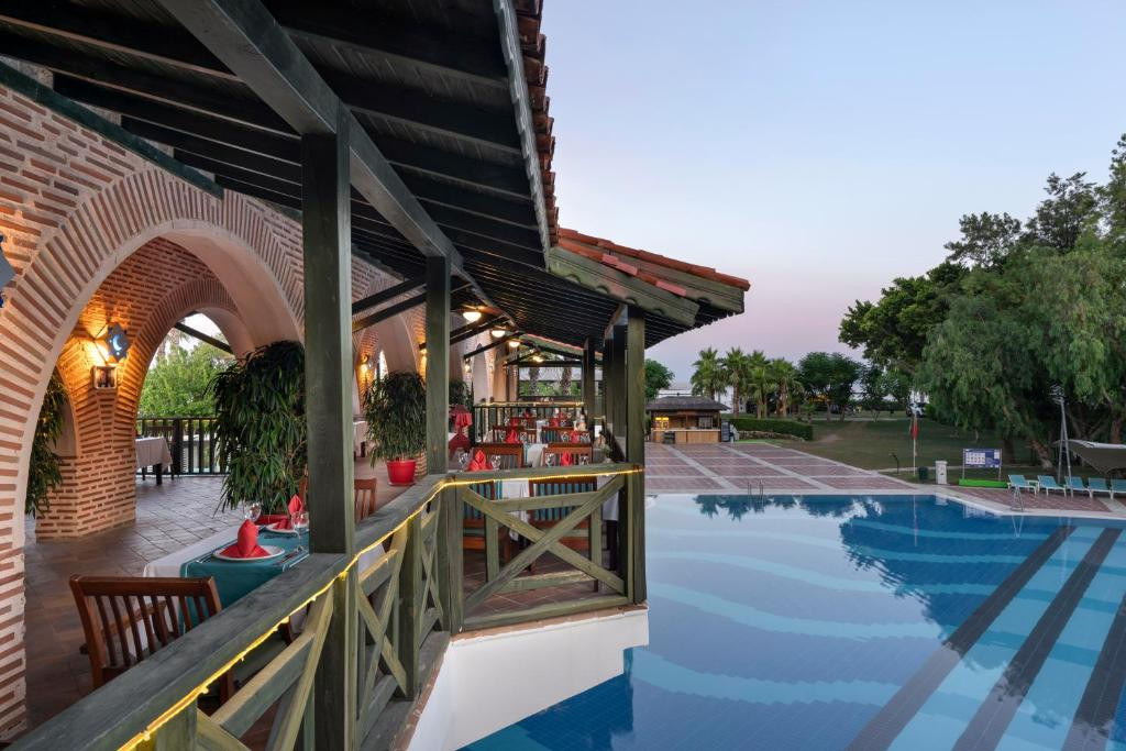 LIMAK LIMRA HOTEL & RESORT 5*