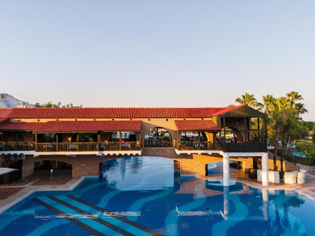LIMAK LIMRA HOTEL & RESORT 5*