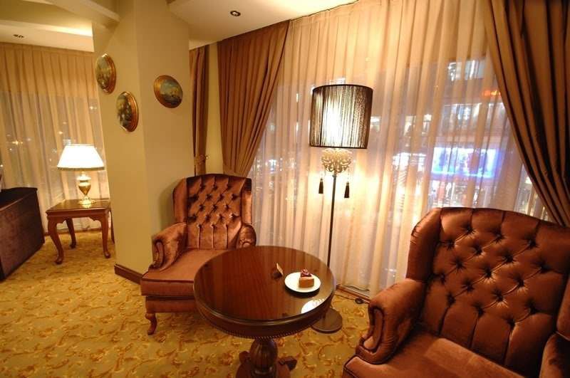 NOBEL HOTEL LALELI 3*
