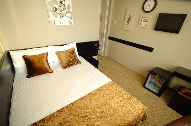 NOBEL HOTEL LALELI 3*